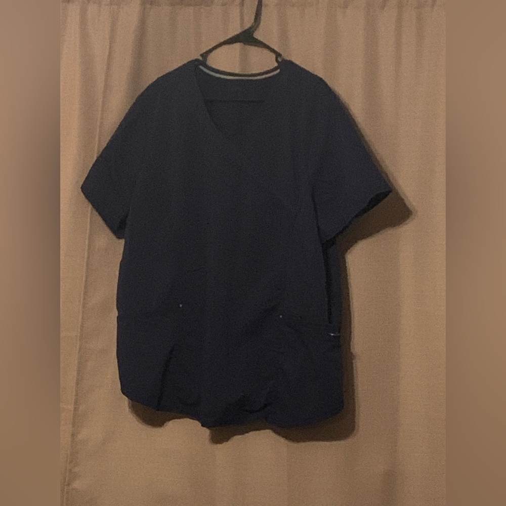 Scrubstar: navy blue scrub top. Used   Size:3XL